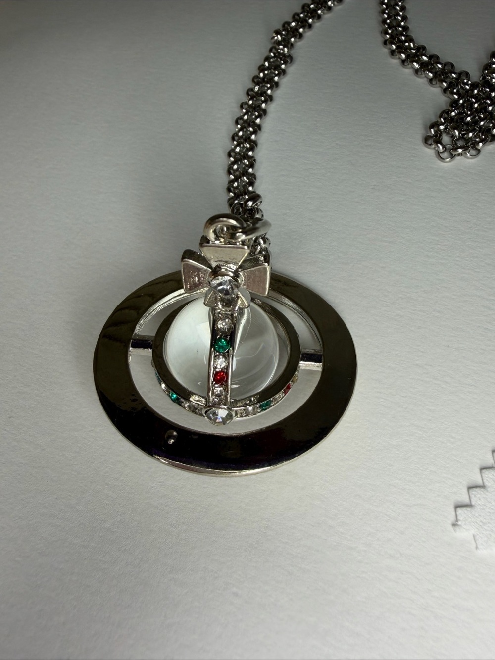 Authentic Vivienne Westwood Silver Giant Orb Necklace accessory w/ Packaging - Picture 3 of 8